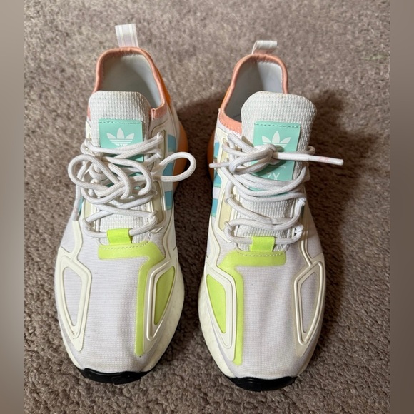 。 Adidas ZX 2k Boost White Lace Up Women's Athletic Sneakers Size 7